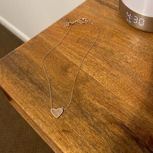 KENDRA SCOTT like new rose gold and pink necklace!